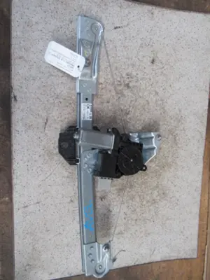 Fensterheber vorne links