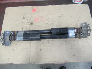 Stossdämpfer hinten