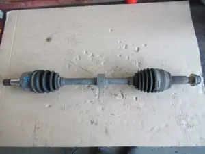 Antriebswelle vorne links