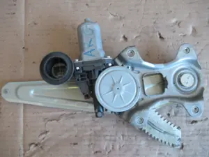 Fensterheber hinten links