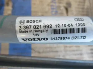 Wischergestänge vorne