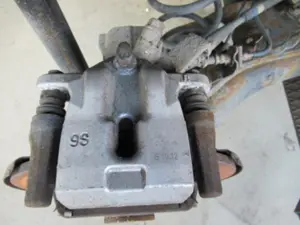 Bremszange hinten rechts