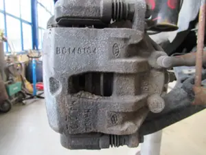 Bremszange vorne rechts