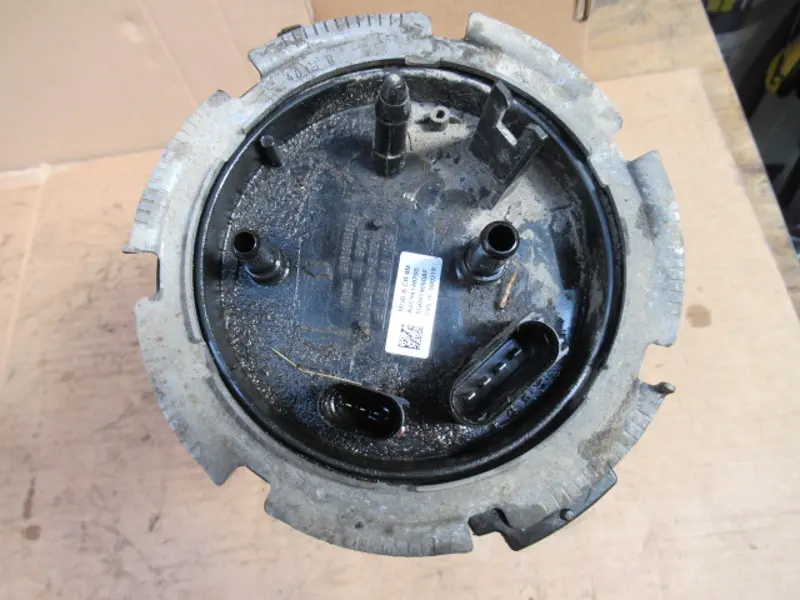 Pompe à essence électrique