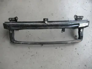 Support pare-chocs avant