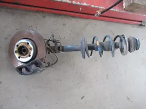 Federbein vorne rechts