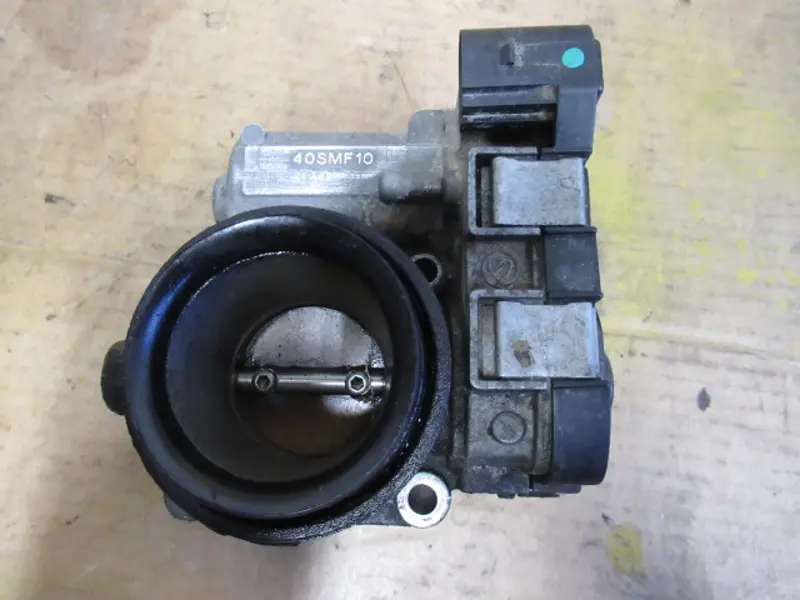 Papillon des gaz électrique