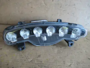 Tagfahrleuchte rechts