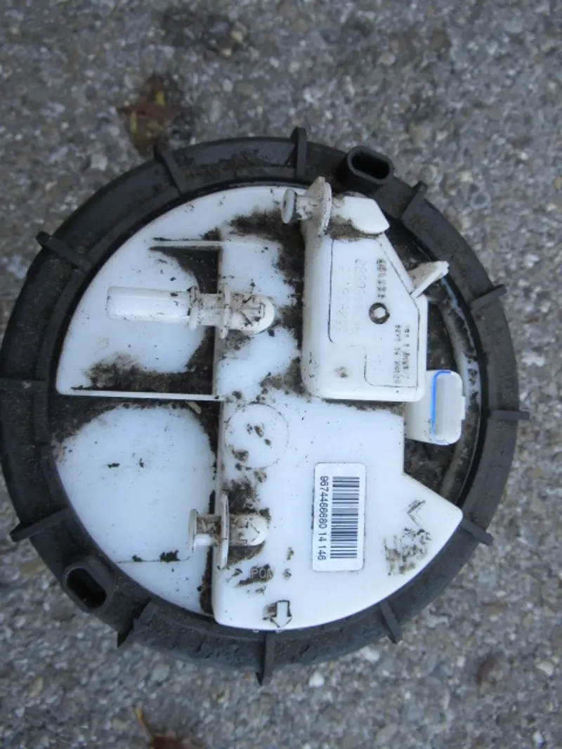 Pompe à essence électrique