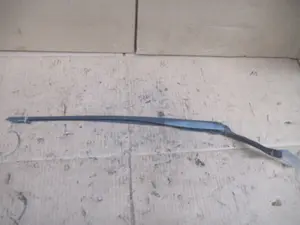 Wischerarm vorne rechts