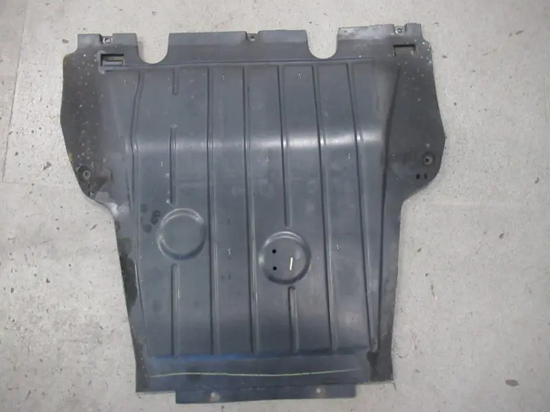 Protection moteur inférieure