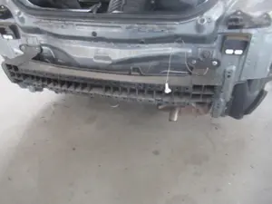 Stossstangenhalter hinten