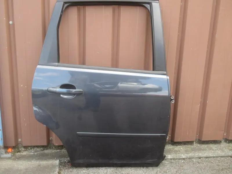 Porte arrière droite