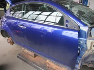 Türe rechts (2/3-türig)