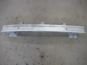 Stossstangenhalter hinten