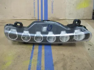 Tagfahrleuchte links