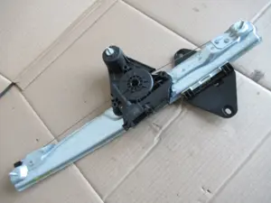 Fensterheber vorne links