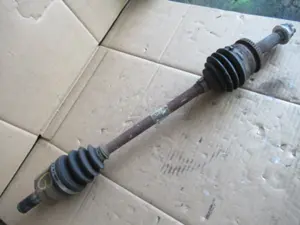 Antriebswelle vorne links