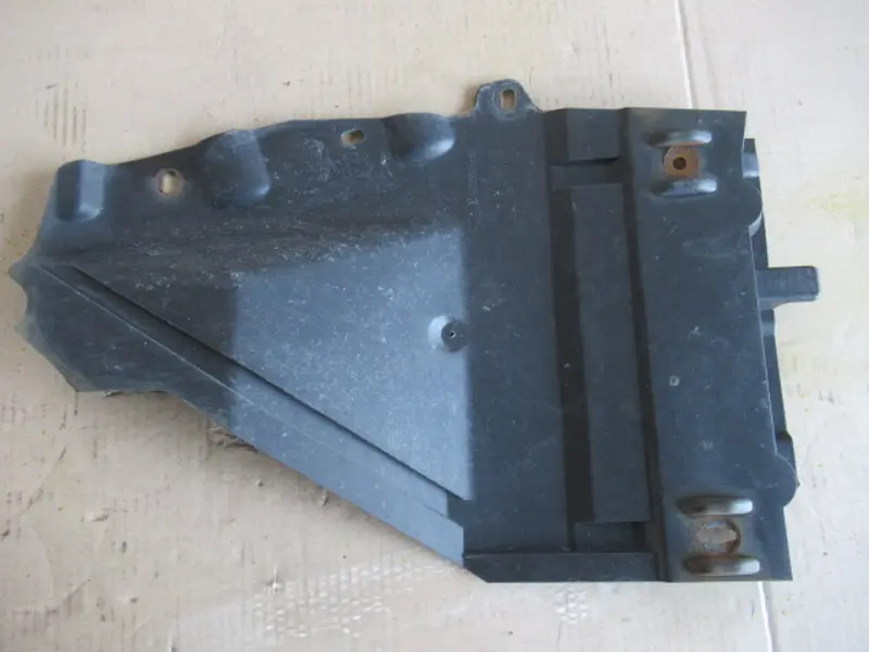 Protection moteur inférieure
