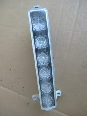 Tagfahrleuchte rechts