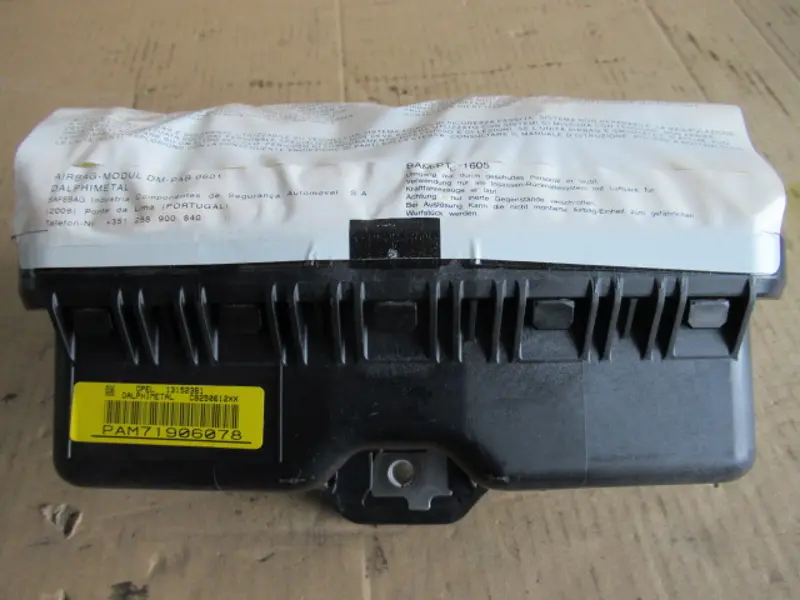 Airbag avant droit