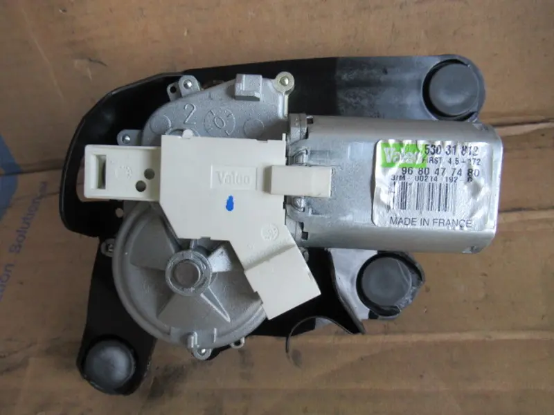 Wischermotor hinten