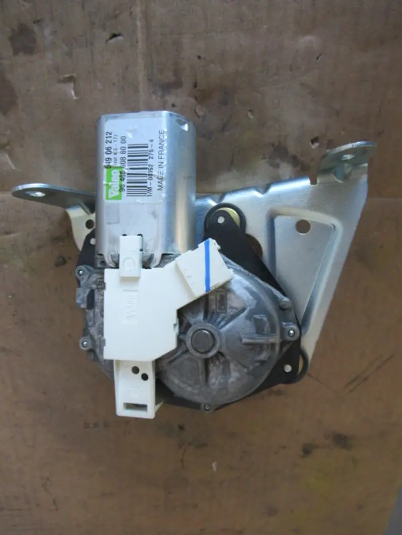 Wischermotor hinten