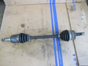 Antriebswelle vorne links