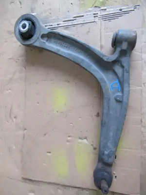 Querlenker vorne rechts