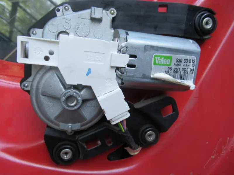 Moteur essuie-glace arrière