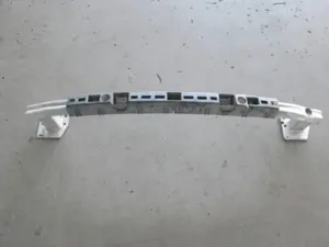 Stossstangenhalter hinten