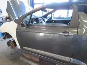 Türe links (2/3-türig)