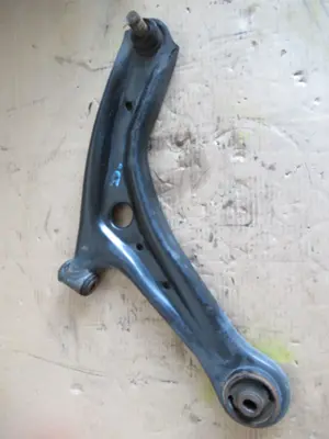 Querlenker vorne rechts