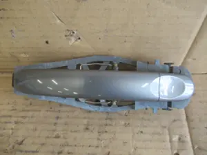 Poignée de porte extérieure