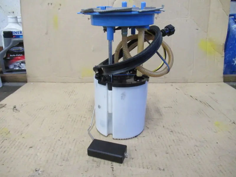 Pompe à essence électrique