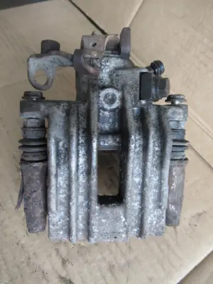 Bremszange hinten rechts