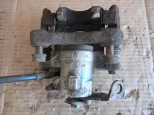 Bremszange hinten links