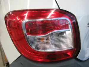 Heckleuchte links
