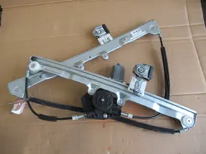 Lève-vitre avant gauche