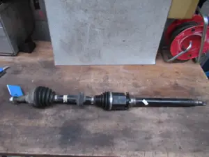 Antriebswelle vorne rechts