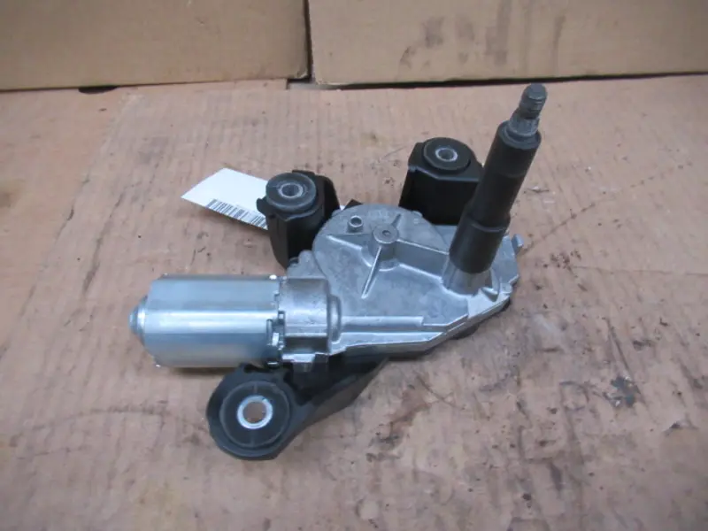 Moteur essuie-glace arrière