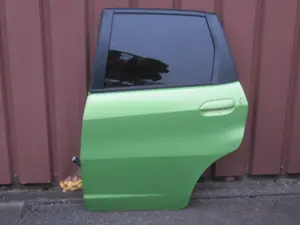 Porte arrière gauche