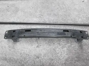 Stossstangenhalter hinten