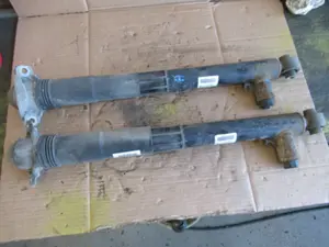 Stossdämpfer hinten