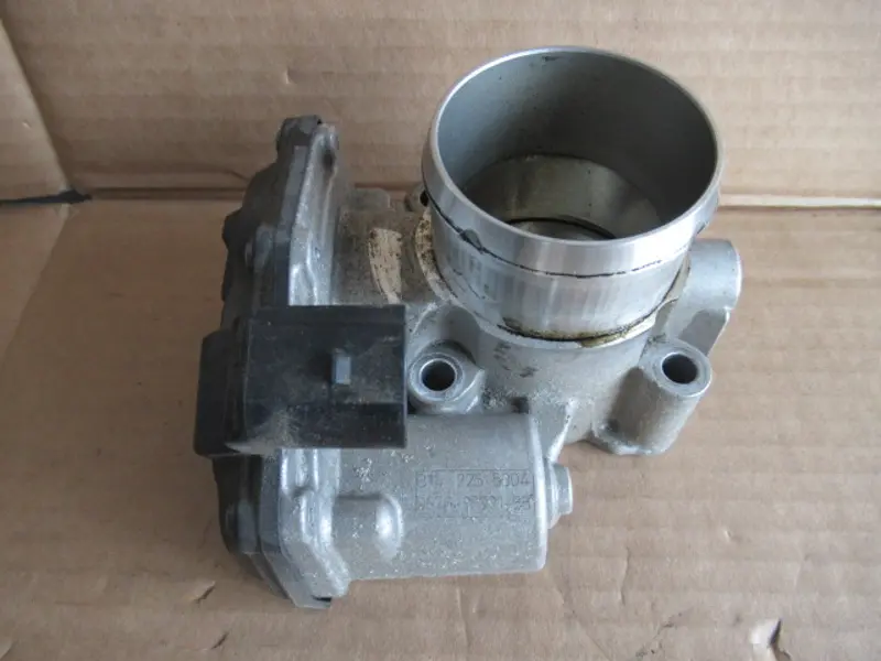 Papillon des gaz électrique