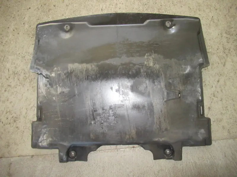 Protection moteur inférieure