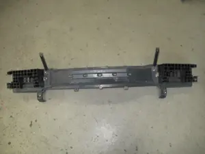 Support pare-chocs arrière