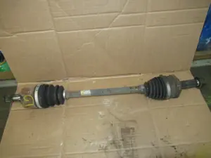 Antriebswelle vorne links