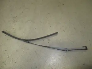 Wischerarm vorne links