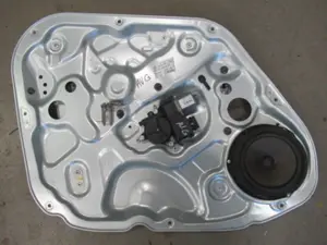 Lève-vitre avant gauche